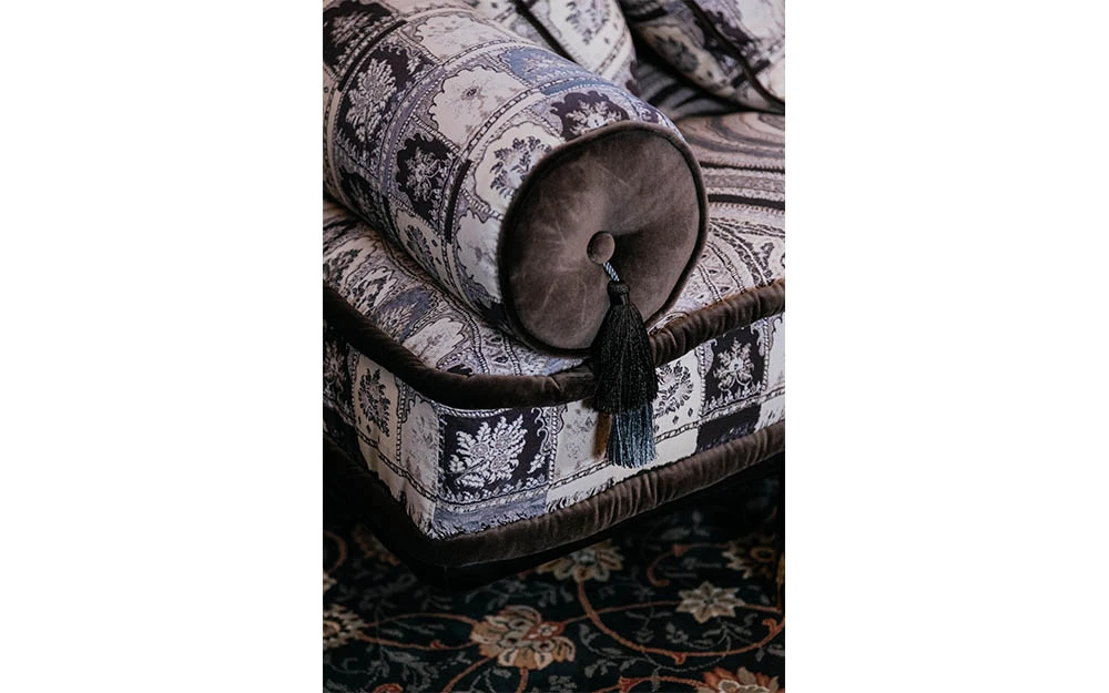Италиански диван WOODSTOCK MOUNTAIN ETRO Home Interiors
