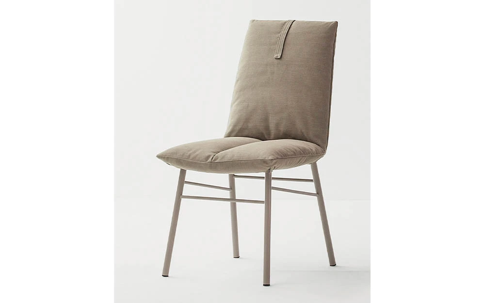 Италиански трапезарен стол PIL UP от италианския производител BONALDO