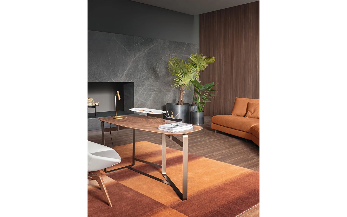 Home office бюро GAUSS от италианския производител BONALDO