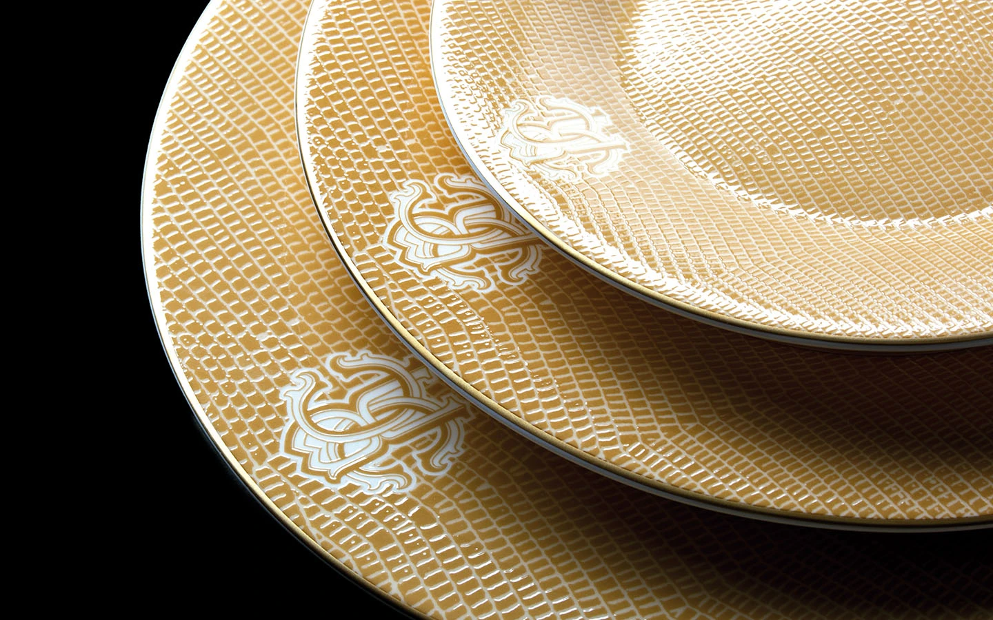 СЕРВИЗ LIZZARD GOLD, СЕТ ОТ 41 ЧАСТИ Roberto Cavalli Home Luxury Tableware - Stolbg.com