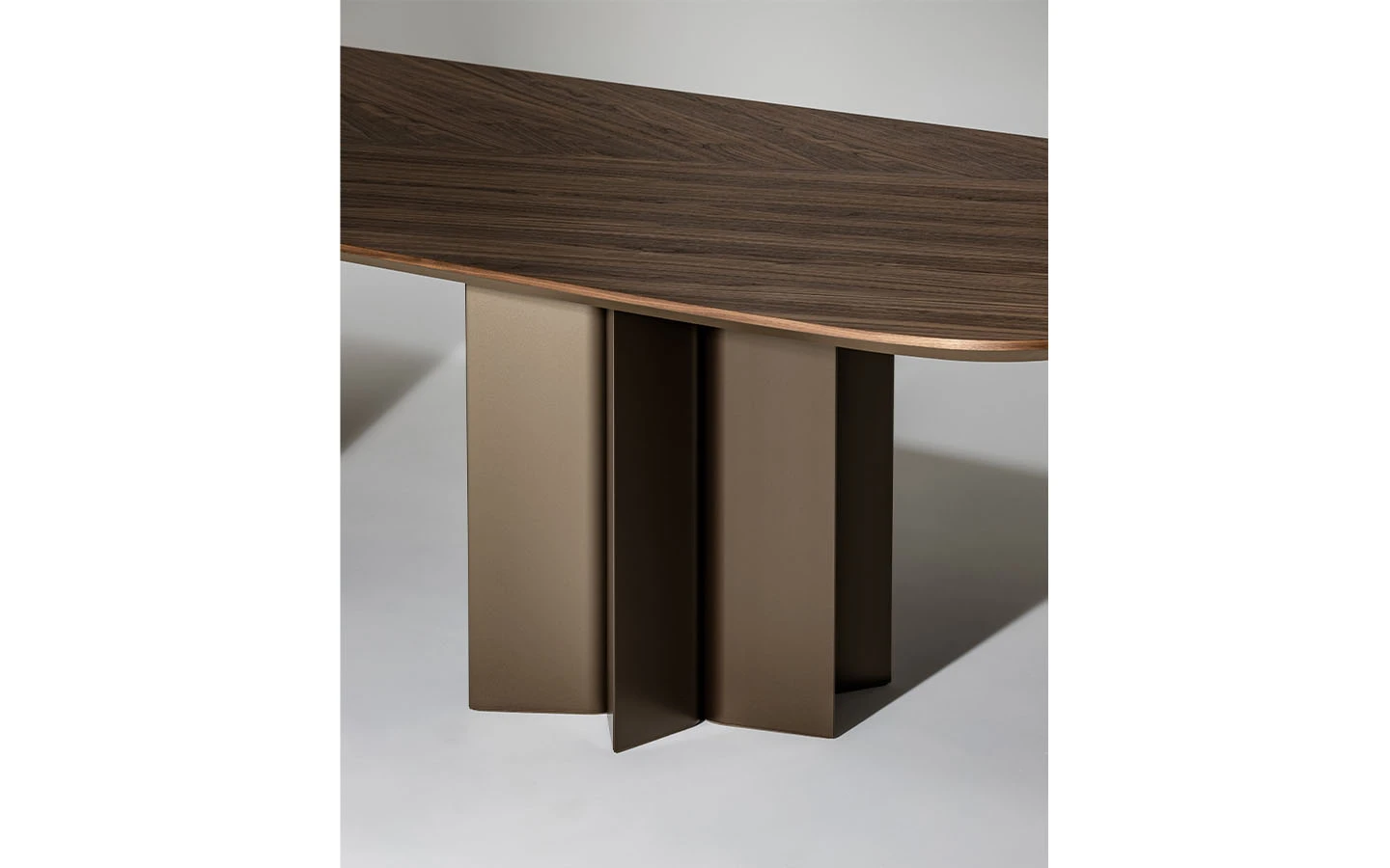 Маса GEOMETRIC 400 Bonaldo - 3 - Stolbg.com