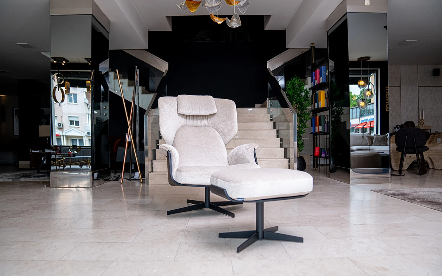 Кресло с табуретка OLOS BERGÈRE Bonaldo - 1 - Stolbg.com