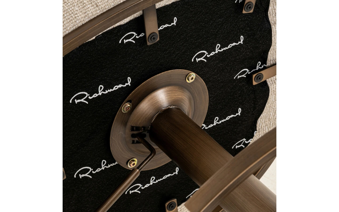 Richmond Interiors - 1 - Stolbg.com