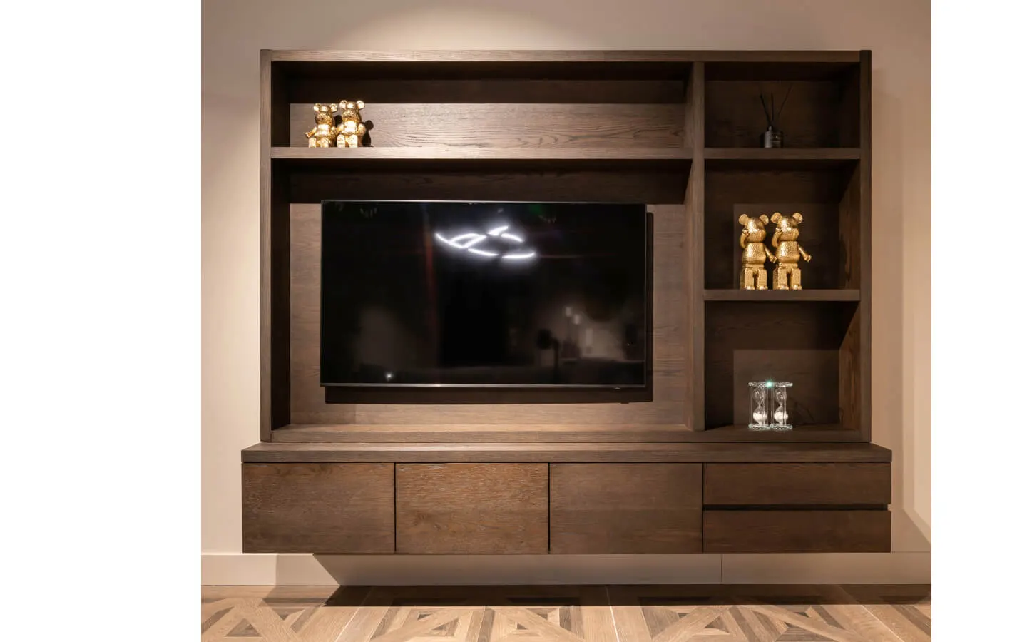 ТВ Шкаф LACHANCE BROWN 3-DOORS 2-DRAWERS Richmond - 10 - stolbg.com