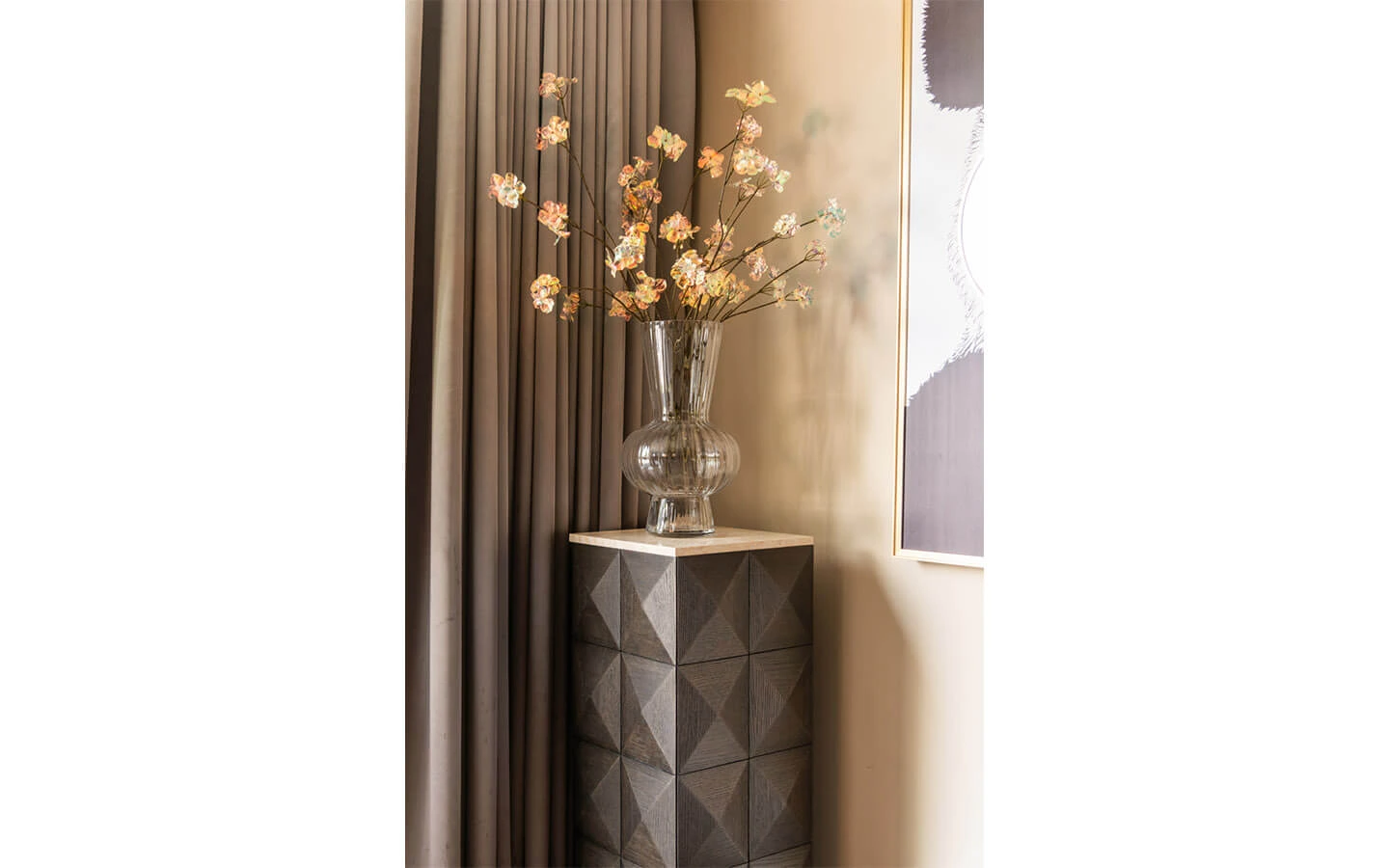 Ваза KYAN CLEAR TRANSPERANT Richmond Interiors - 2 - Stolbg.com