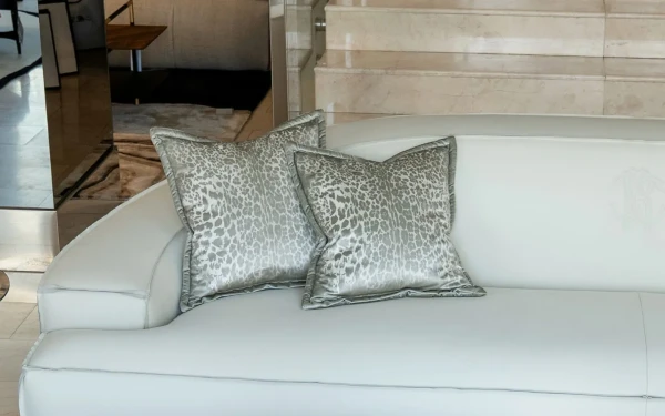 Декоративна възглавница FRILL Roberto Cavalli Home Interiors - 1 - stolbg.com