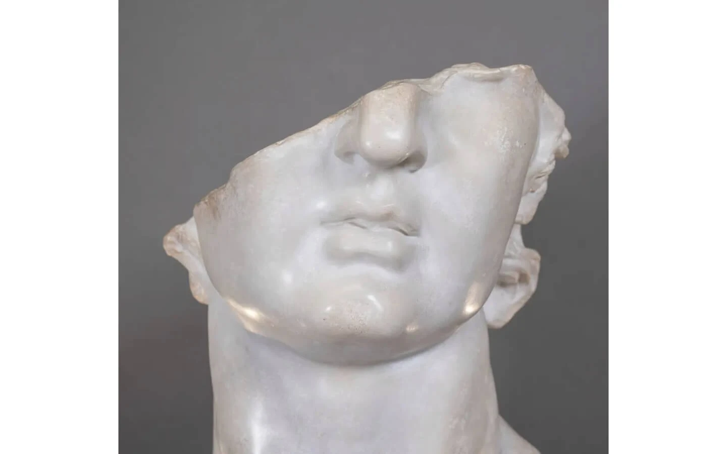 Скулптура FRAGMENT OF APOLLO Ateliers - 3 - stolbg.com