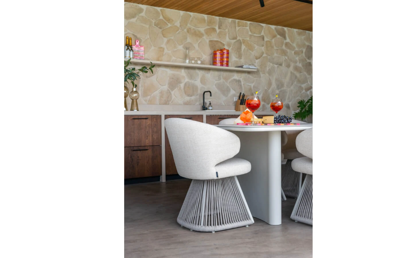 OUTDOOR-DINING-TABLE-SENZA-LIGHT-BEIGE-220-9